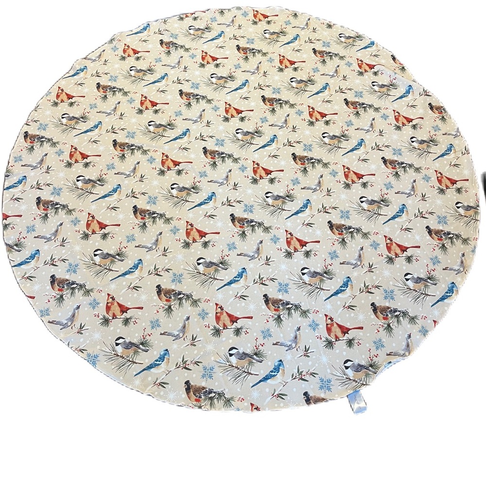 The farmhouse Rachel Ashwell table cloth